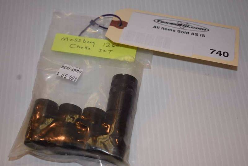 lot 740 image: (1)Choke Set Mossberg