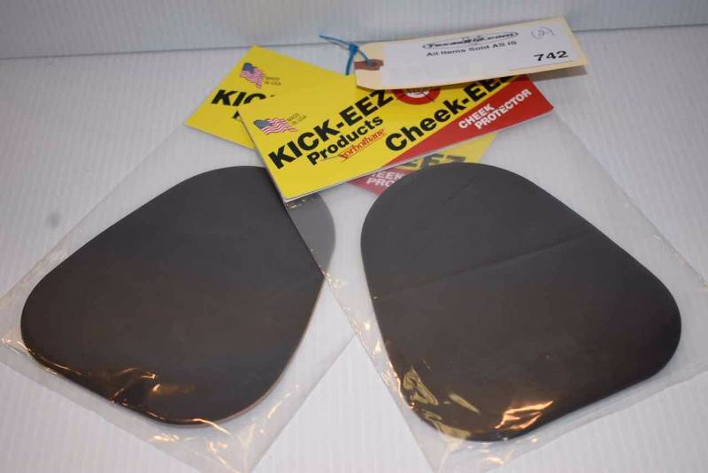 lot 742 image: Cheek-Eez Cheek Protectors