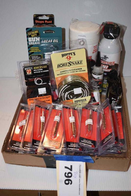 lot 796 image: Gun Cleaning Supplies