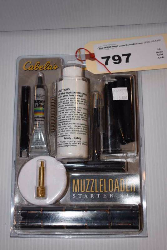 lot 797 image: Cabelas Muzzle Loader Starter Kit