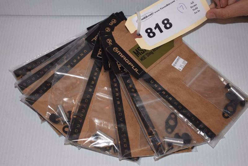 lot 818 image: (7) MagPull Sling Attachment