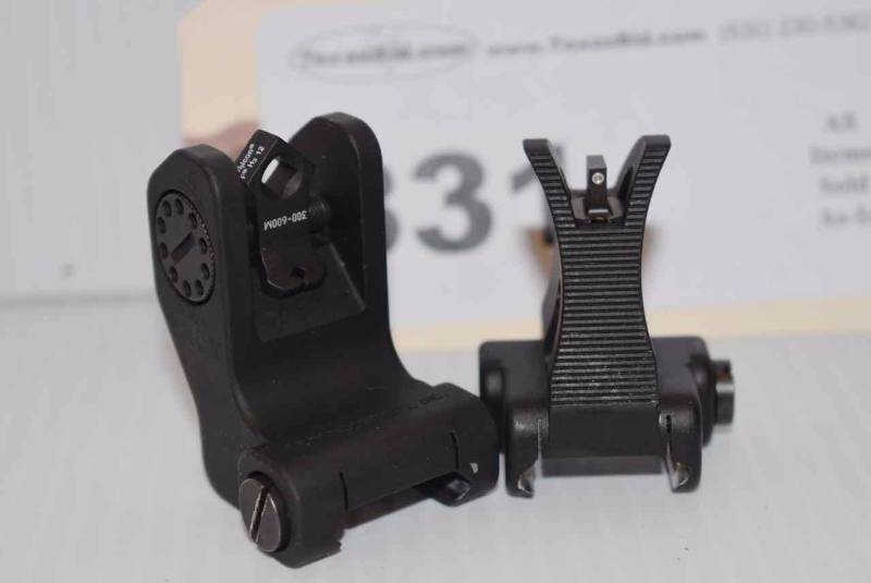 lot 831 image: Sights Troy Trijicon