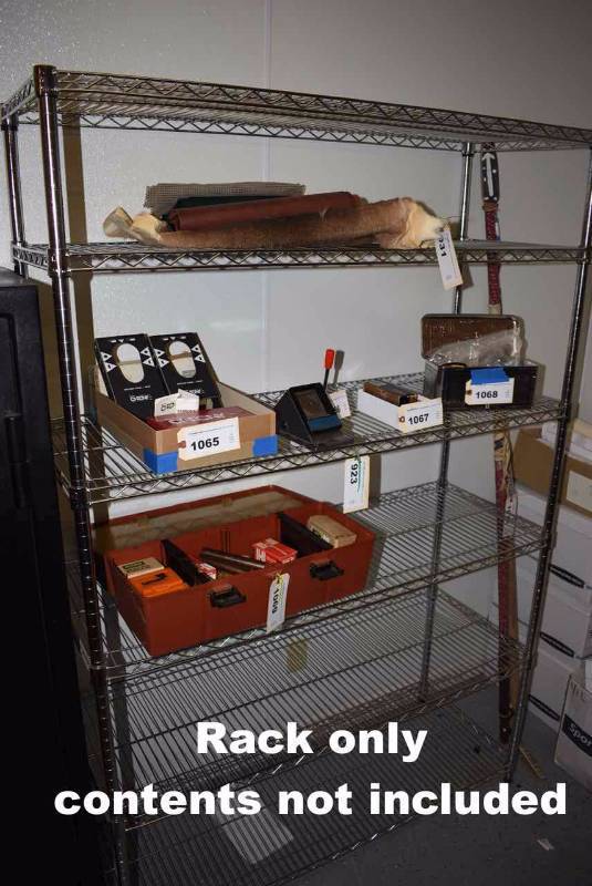 lot 923 image: Wire Rack