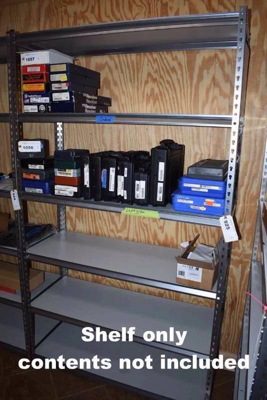 lot 925 image: Shelf Unit