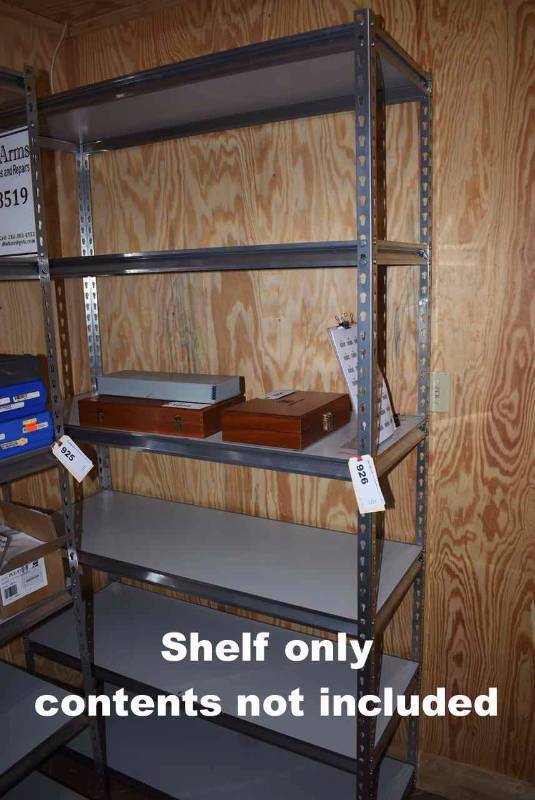 lot 926 image: Shelf Unit