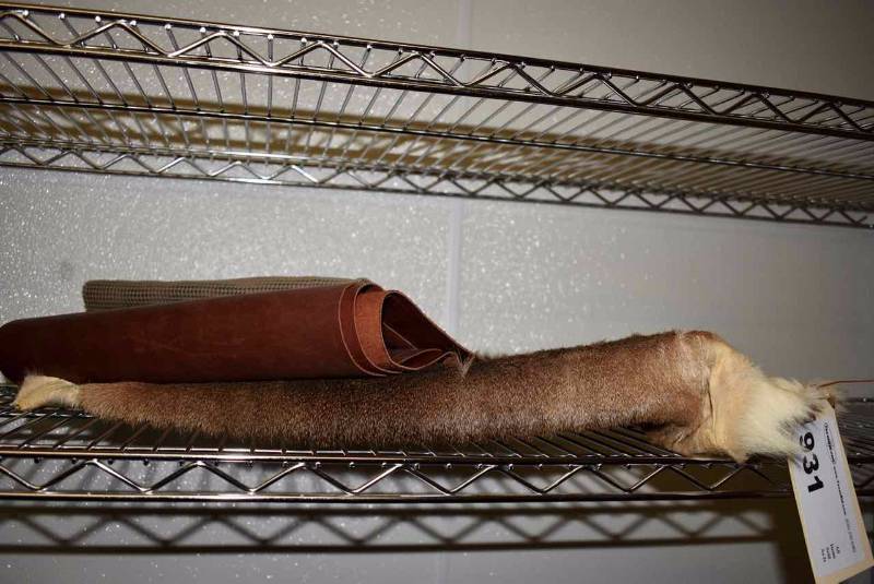 lot 931 image: Deer Hide & Leather Pieces