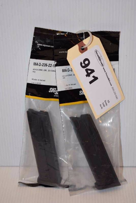 lot 941 image: (2)Sig Sauer Magazines