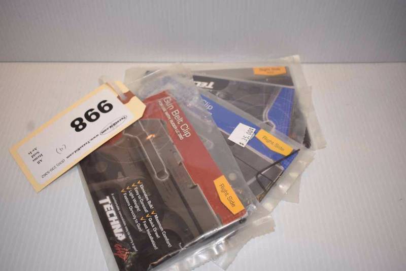 lot 998 image: (4)Techna Clips