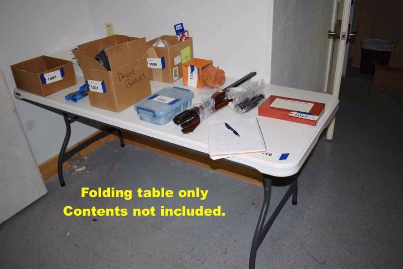lot 1019 image: Lifetime Table