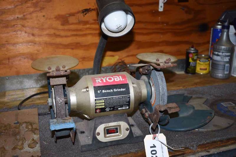 lot 1029 image: Ryobi Bench Grinder