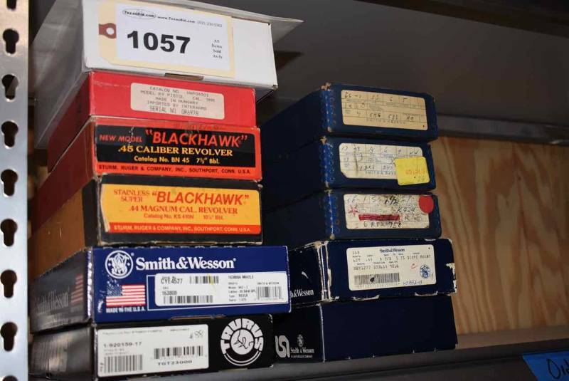 lot 1057 image: (4)Empty Vintage S&W Boxes & Asst. Other Boxes