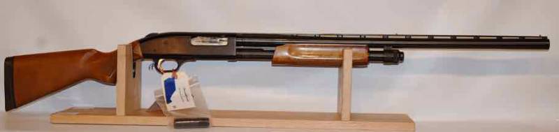 lot 64 image: Mossberg Mod. 585 Pump Shotgun, 12 ga. 3.5 Magnum,  (sn  UM651643)  used