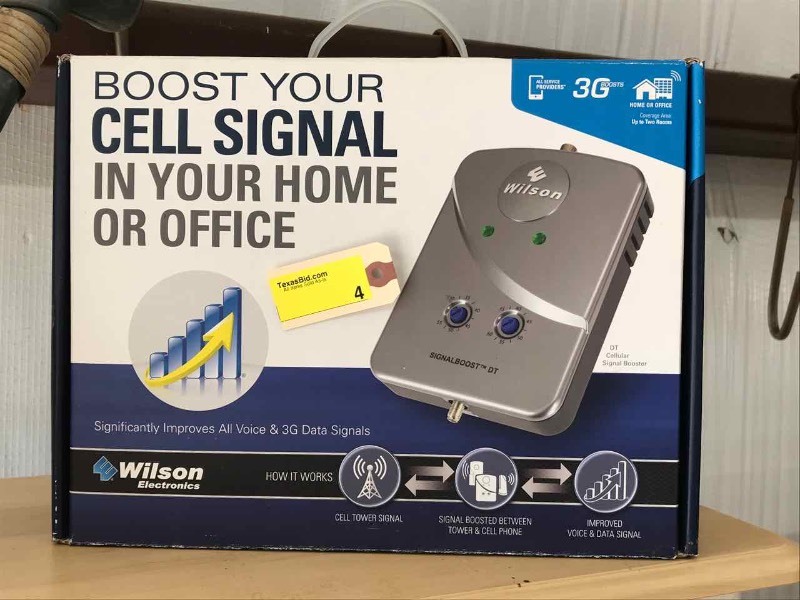 lot 4 image: Wilson Signal Boost DT