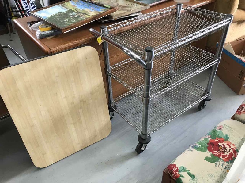 lot 51 image: Rolling Wire Cart, Work Surface Board