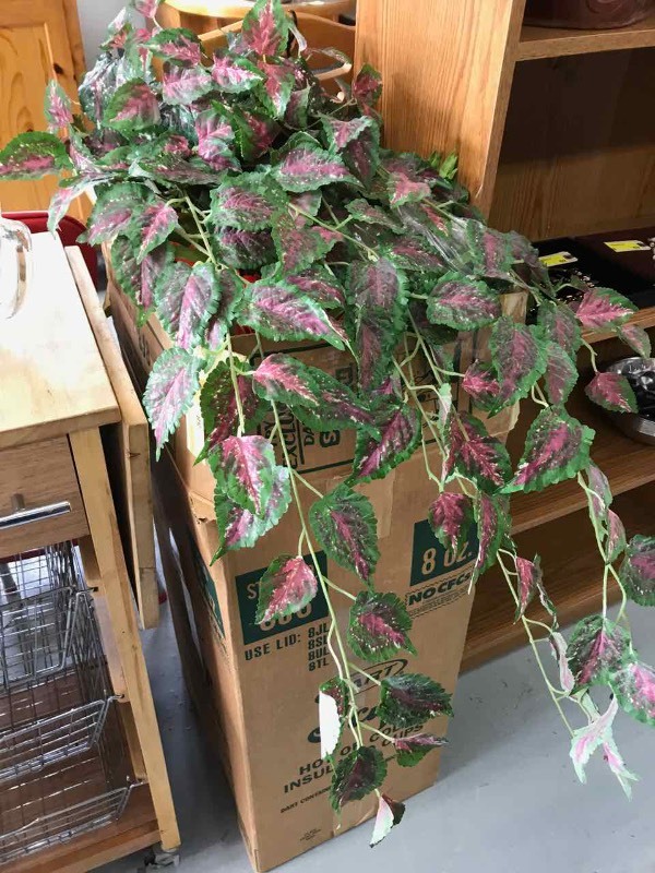 lot 58 image: Artificial Flowers & Greenery