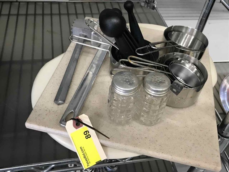 lot 89 image: (2) Cutting Boards, Salt & Peppers, Measuring Cups, Tenderizing Mallets