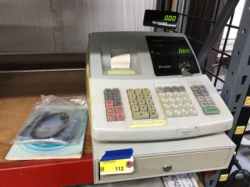 lot 112 image: Sharp Electronic Cash Register XE-A203 (no key for drawer)
