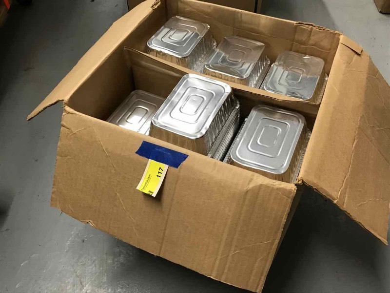 lot 117 image: Aluminum Pans 1-12 lb. oblong, Partial Box