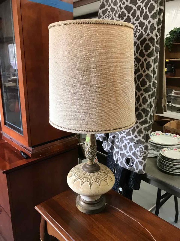 lot 167 image: Vintage Table Lamp Cast Metal & Ceramic