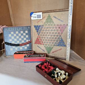 lot 710 image: Antiquevintage games Chink-O-Checker, CheckersChess, Dominoes