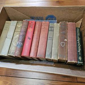 lot 759 image: Antique books