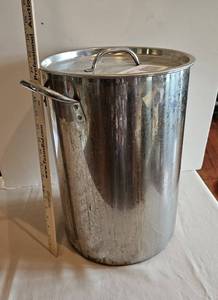 lot 835 image: Turkey Fry Pot