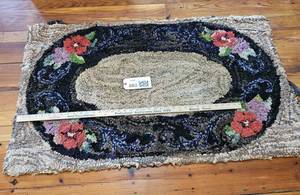 lot 862 image: Antique hook rug
