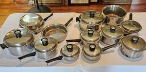 lot 890 image: Queen Cookware, Assorted