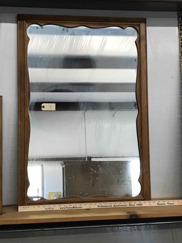 lot 3 image: Ethan Allen Maple Rectangular Mirror
