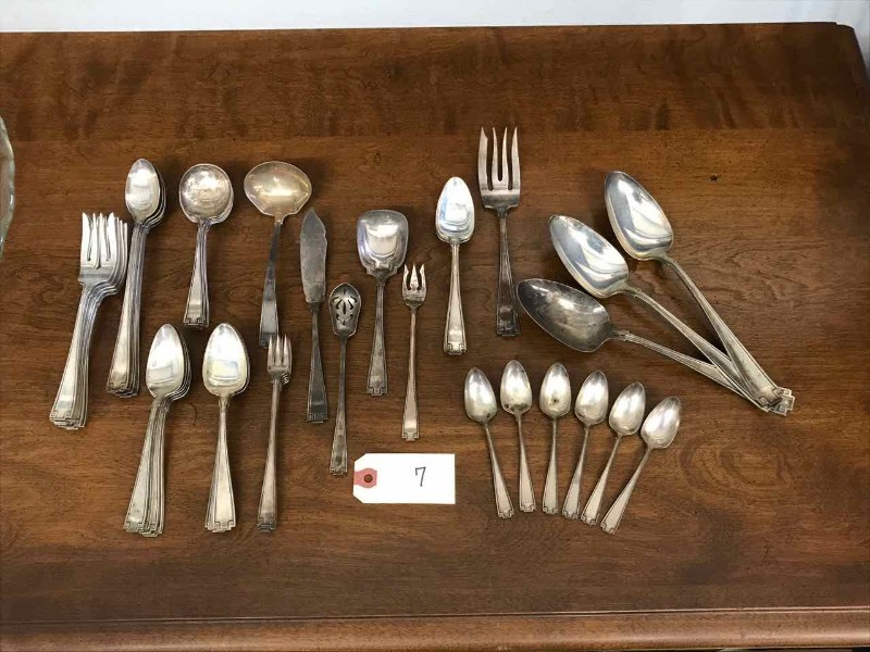 lot 7 image: Sterling Flatware
