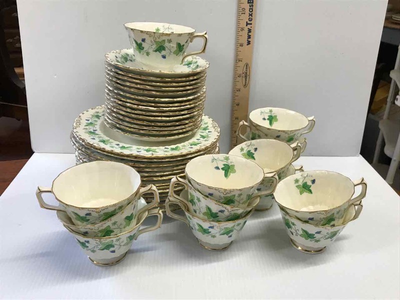 lot 84 image: Dessert Set  Royal Crown Derby, Made in England (Ivy)
