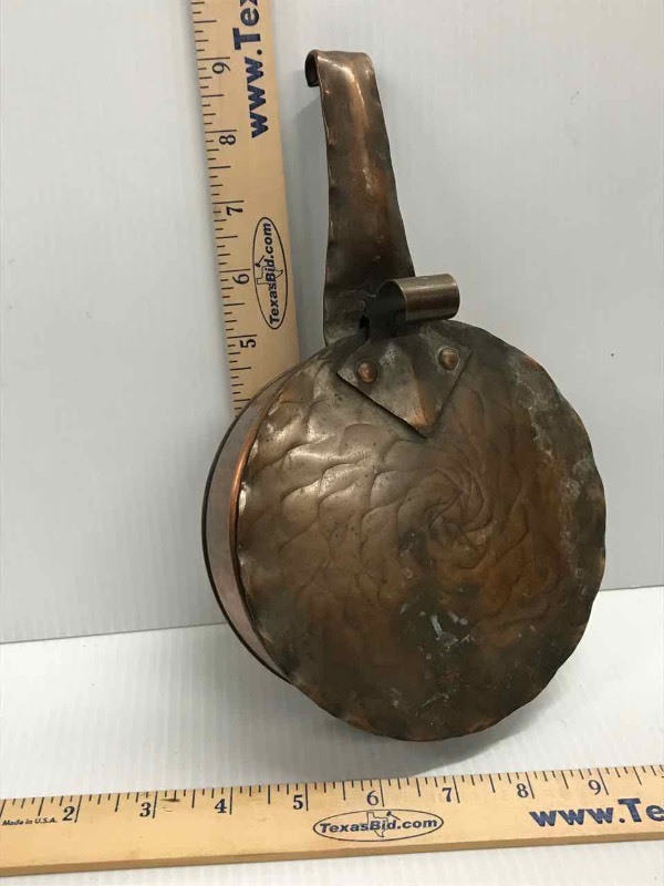 lot 104 image: Copper Silent Butler (Arts & Crafts Style, Hand Made Craftsman Co. 546)