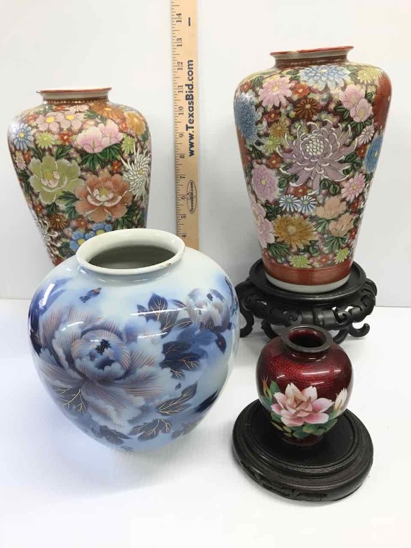 lot 114 image: (4) Oriental Vases (2) Ginger Jar Shape, (1) Small Red Glass over SilverPlate, (1) Blue Flowers