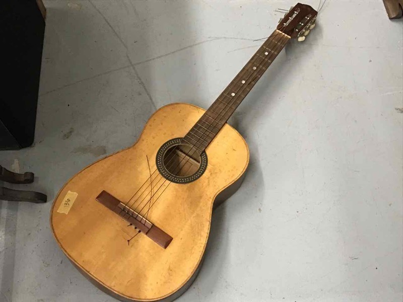 lot 136 image: Guitar
