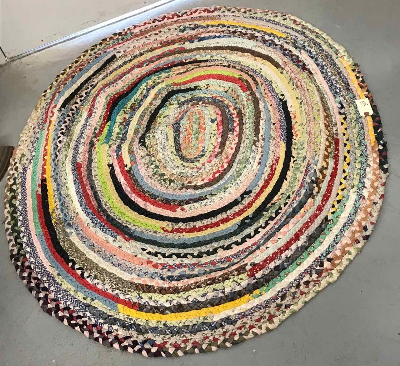 lot 303 image: Round Rag Rug
