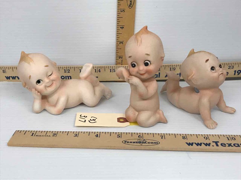 lot 317 image: (3) Porcelain Kewpies KW228