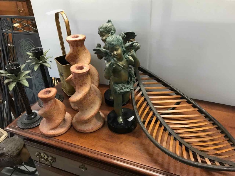 lot 323 image: Accent Decorations Candle Holders, Plastic Angel Figures, Tin Basket, Lizare, Leaf Basket