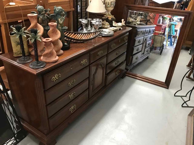 lot 329 image: Sumter S.C. Furniture  Dresser with Mirror