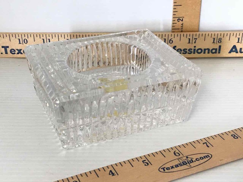 lot 391 image: Heavy Crystal Dish