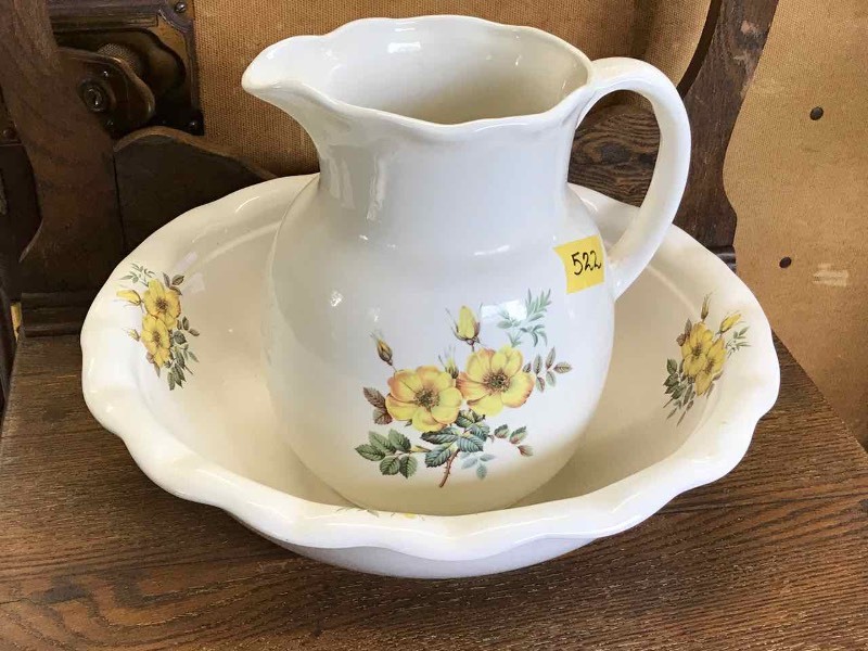 lot 522 image: Wash Bowl & Pitcher (yellow roses)
