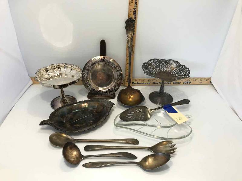 lot 86 image: Silver Plate Serving Utensils, Mint Dishes, Bowl, Etc.