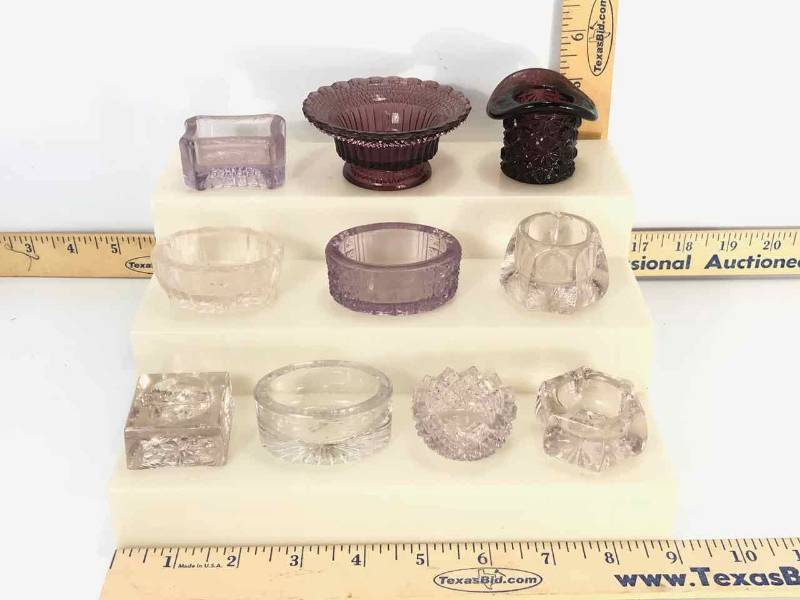lot 135 image: PurpleAmethyst Glass Salt Cellars, Toothpick Holder