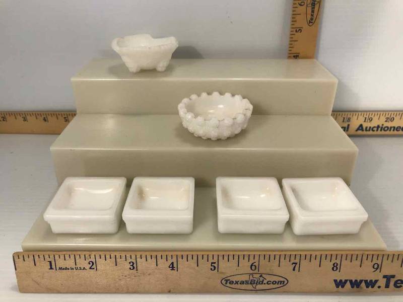 lot 137 image: Milk Glass Individual Salt Cellars