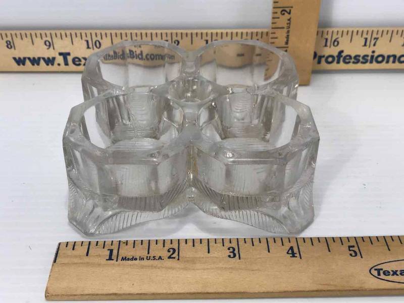 lot 164 image: Footed Four-Way Table SaltSpice Cellar (Clear Glass)