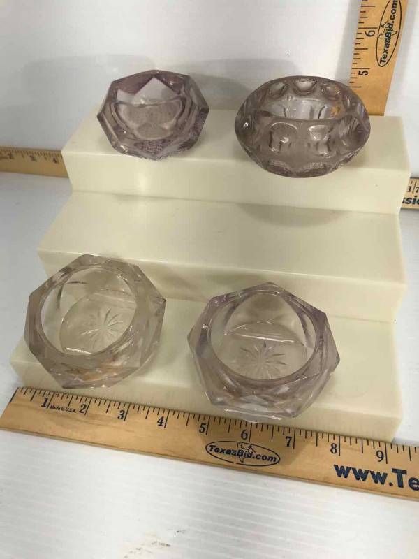 lot 173 image: Heavy Glass Table Salt Cellars (2 Amethyst, 1 Clear)