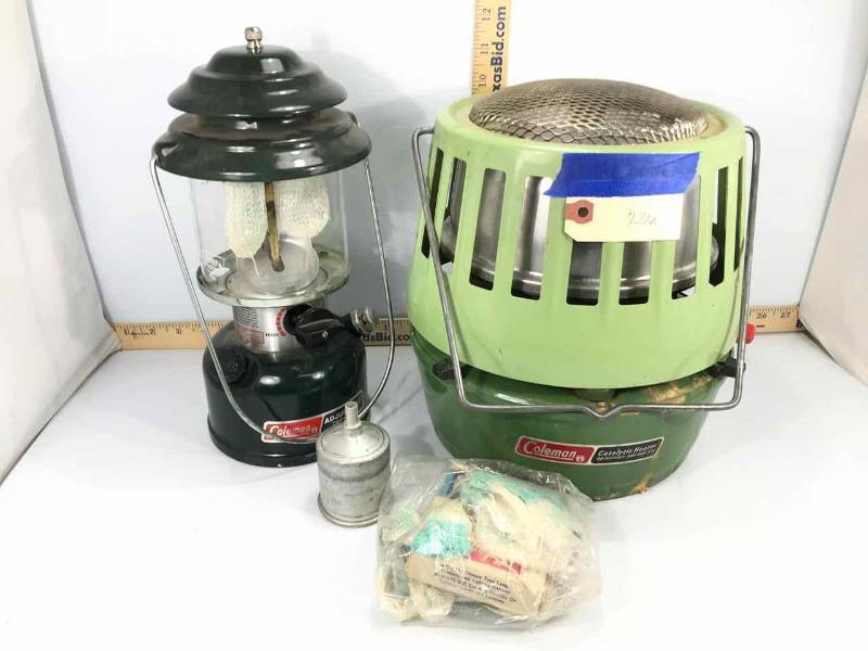 lot 236 image: Coleman Lantern and Coleman Catalytic Heater