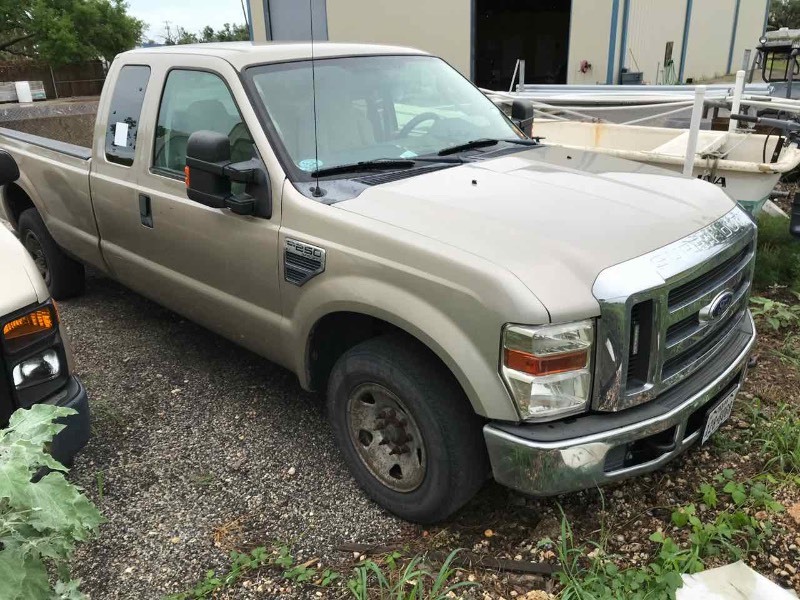 lot 1 image: 2009 Ford F250 Super Duty Pickup Supercab  Not Running  (VIN 1FTSX20589EA18029)