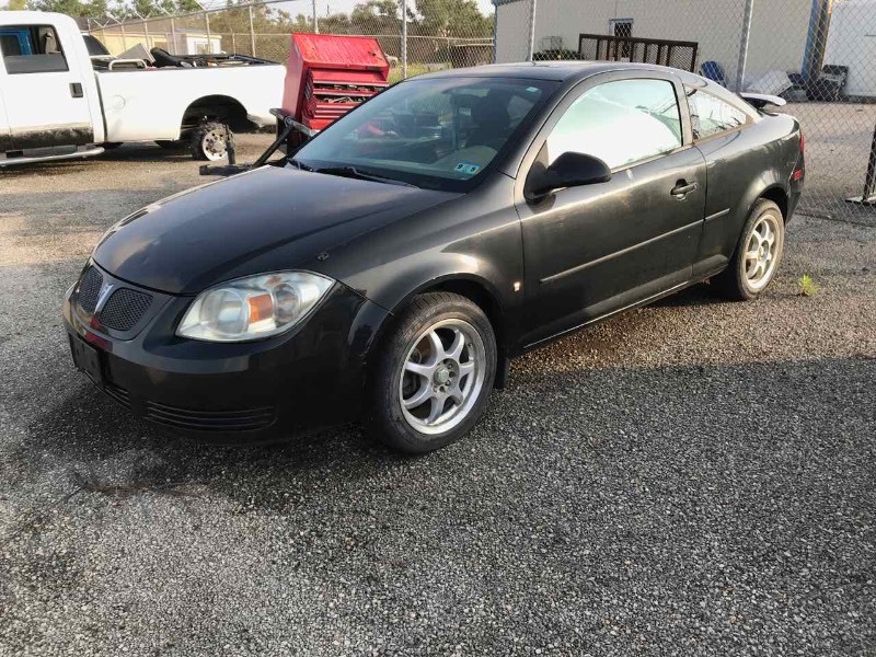 lot 37 image: Forfeiture  2008 Pontiac CP,  (VIN  1G2AL18F887121571)