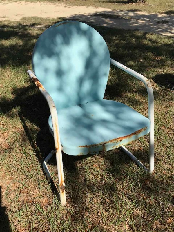 lot 52 image: Blue Metal Chair