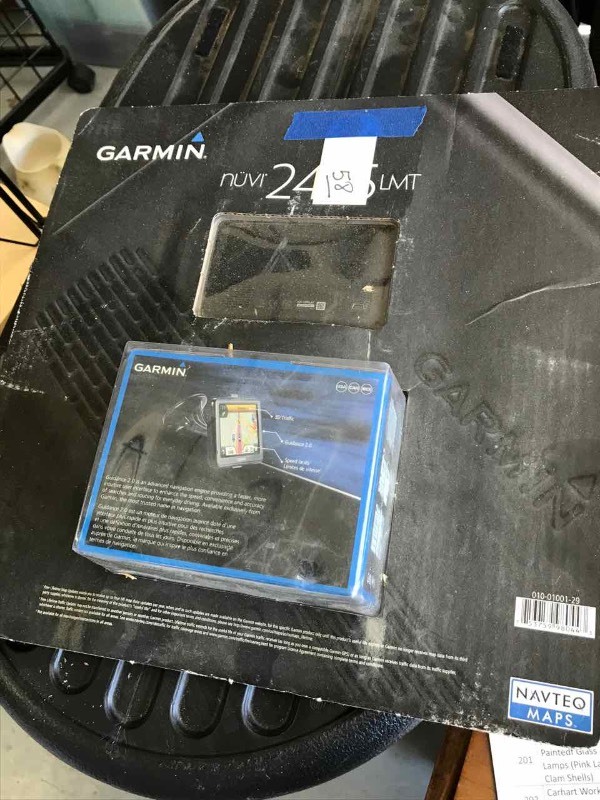 lot 58 image: Garmin huvi 2455 LMT
